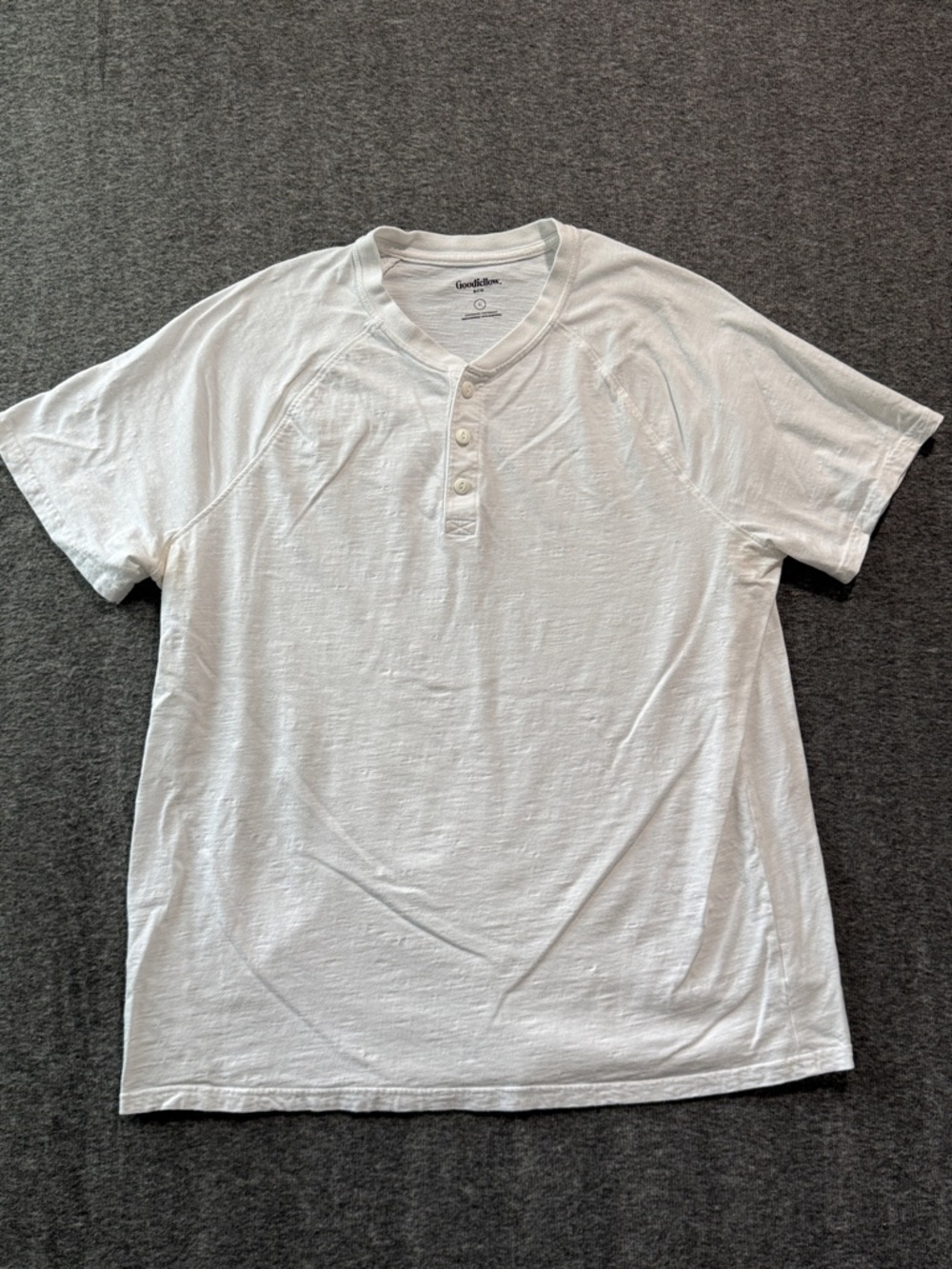 Goodfellow & Co White Short-Sleeve Henley Tee Size XL